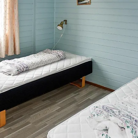 Three-bedroom Holiday In 4 Apartment